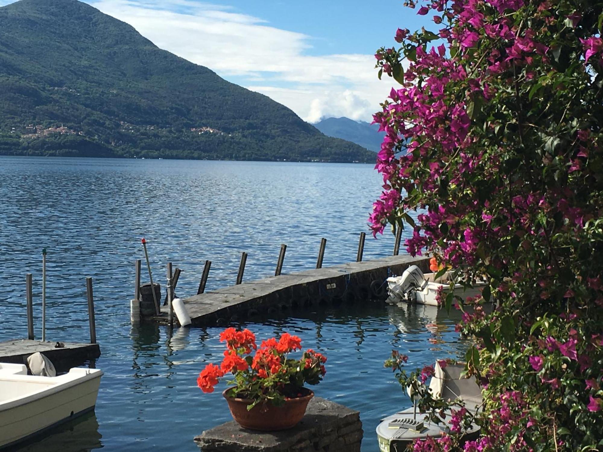 Apartments Posta Al Lago ロンコ・ソプラ・アスコナ 部屋 写真